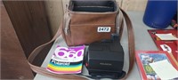 POLAROID CAMERA WITH CASE