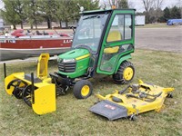 John Deere X750 Lawn Tractor w/ 54" Blower