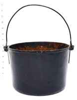 Vintage cast iron dinner kettle