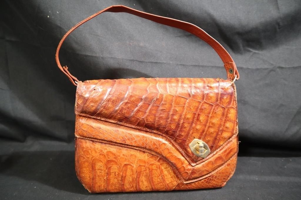 Vintage ladies Alligator purse