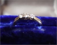 10K gold diamond ring size 5 1/2