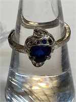 ring size 7 w/ blue sapphire .925