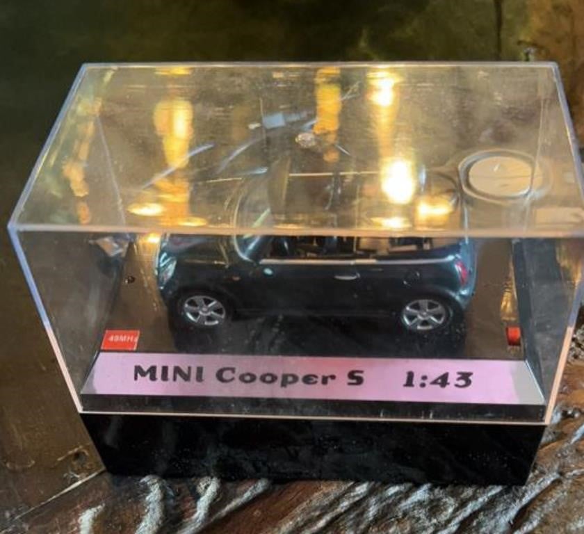 1:43 scale remote control mini cooper