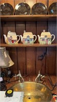 Set of 3 cottage tea pots