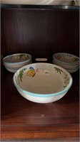 Large serving bowl and 4 bowls