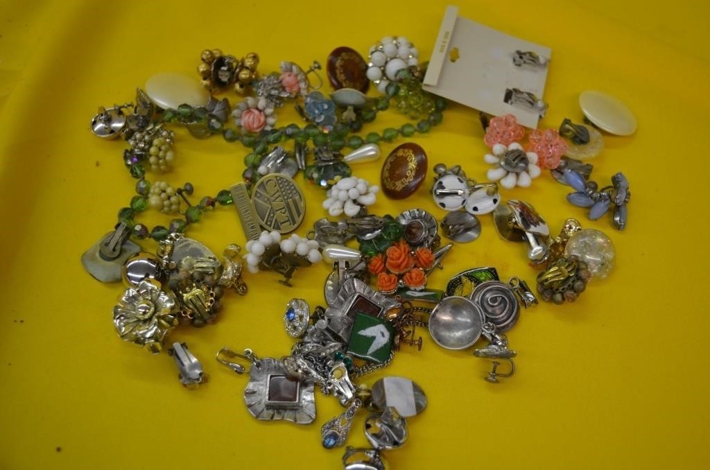 Lot of Jewelry