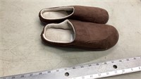 New slippers size medium