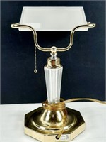 Lampe de bureau verre givré et laiton, fonctionnel