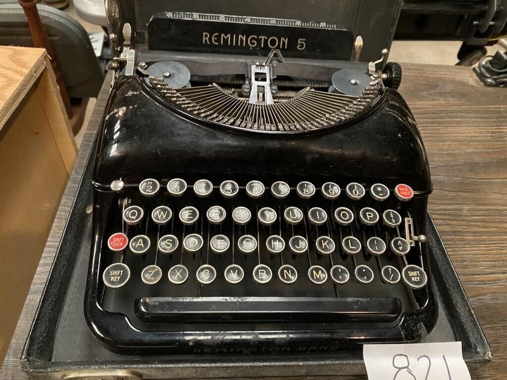 VINTAGE REMINGTON 5 TYPEWRITER