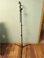 Microphone stand adjustable