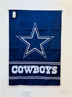 Like New 29" x 42" Dallas Cowboys Garden Flag