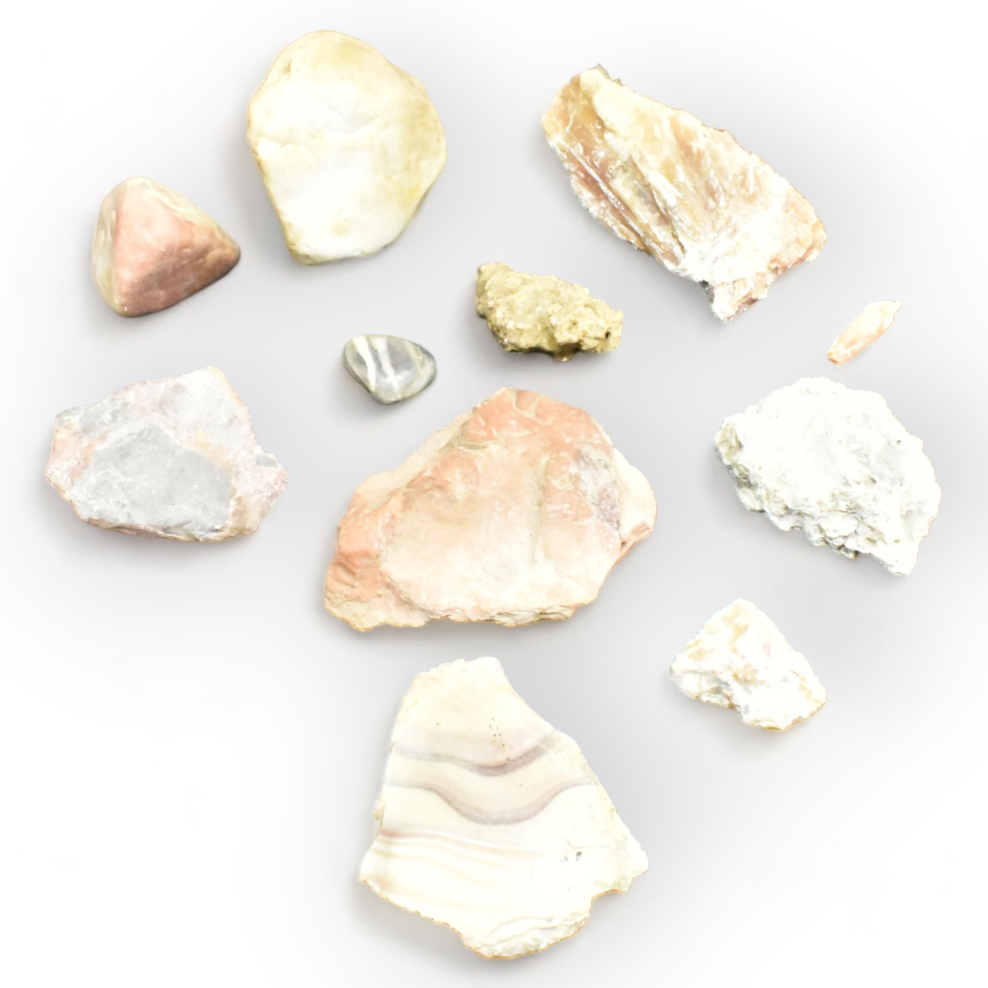 Minerals - Stones - Rocks - Feldspar