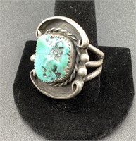 NAVAJO SILVER AND TURQUOISE RING