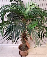 42" TALL FAUX PALM TREE IN PLANTER BASKET