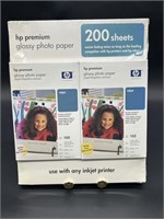 200-Sheets HP Premium Glossy Photo Paper