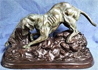 FABULOUS MAITLAND SMITH BRONZE HUNTING DOG ON BIRD