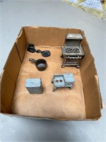 Cast iron toy stoves