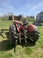 65 Massey Fergusson Tractor w/front loader
