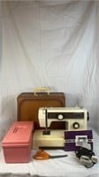 VINTAGE JANOME ELECTRIC TABLE TOP SEWING MACHINE