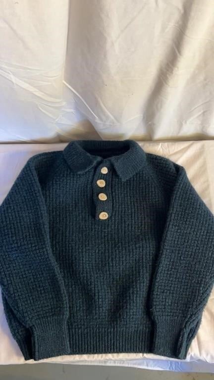 100% CANADIAN MADE WOOL SWEATER
