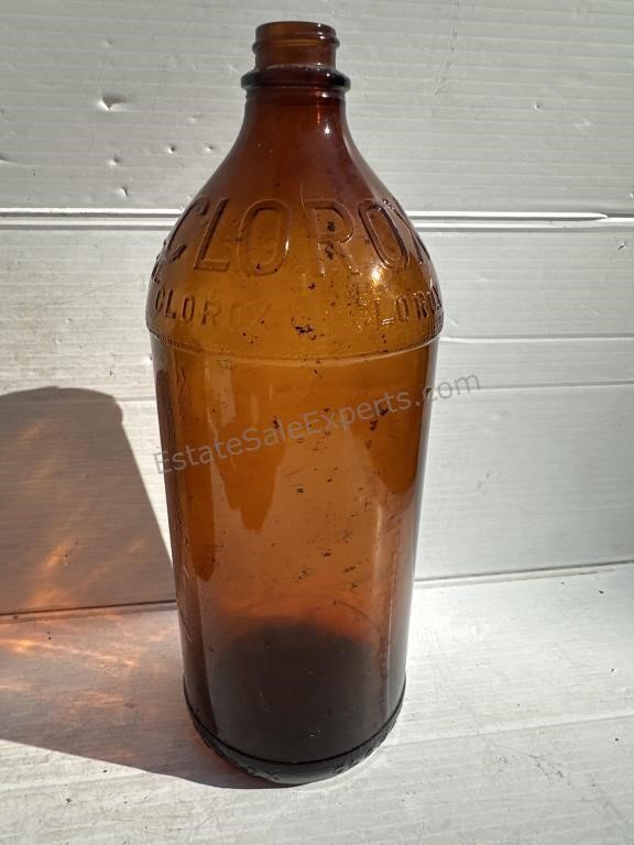 Vintage CLOROX BOTTLE AMBER BROWN GLASS 9-3/4” H