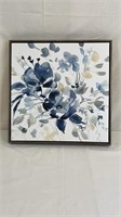 FRAMED PRINT OF BLUE AND BEIGE FLOWERS
