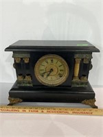 Sessions mantel clock- no key- untested