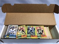 REALLY NICE BOX OF TOPPS FOOTBALL CARDS FROM