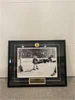 Bobby Orr "the goal" framed picture