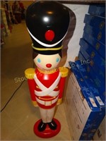 Outdoor lighted nutcracker NWT, 41"t