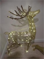 Gold lighted deer 4'