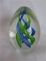An Art Glass Egg Paperweight
