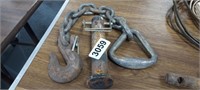 TRAILER PIN, CHAIN WITH HOOKS LOT