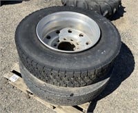 (2) CONTINENTAL 11R24.5 Truck Tires & Alu. Rims