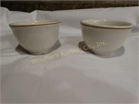 2 Vintage R.L.C. USA pottery bowls, 4"d 2 1/2"h