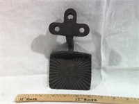 ANTIQUE CAST IRON BUGGY STEP