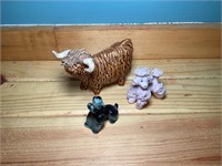 Small China, poodles, and Highland cattle