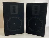 2 Speakers