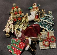 Lot of 10 Vintage Holiday Pins