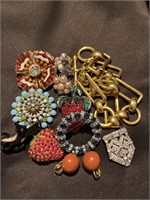 Lot of 10 Vintage Jewelry