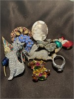 Lot of 10 Vintage Jewelry