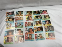 (25) Topps 1960 Baseball Cards