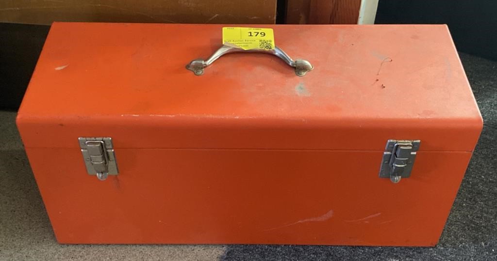 Metal Tool Box, 24x9x12in