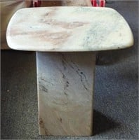 Vtg Carrara Marble Table (24"×24"×22")