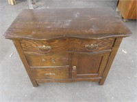 ANTIQUE COMMODE 4 DRAWER (MISSING A PULL)