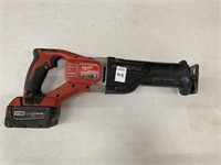 MILWAUKEE SAWZALL WITH BATTERY (NO CHARGER)