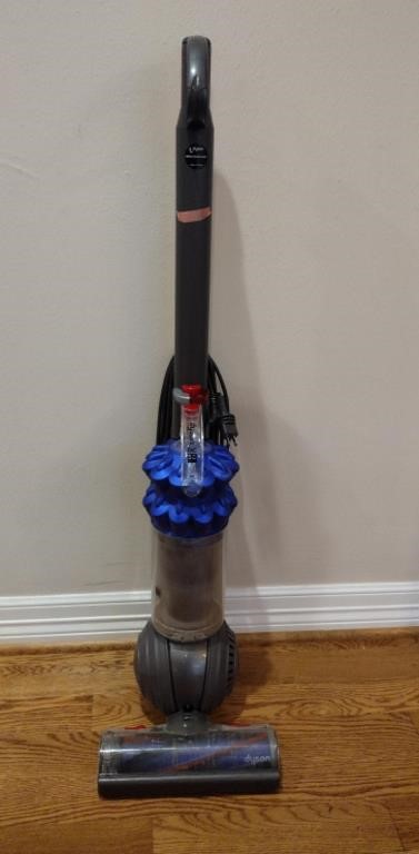 Dyson DC50 Vacuum