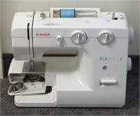 Vtg Singer Sewing Machine (Model (E99670)
