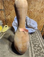 VINTAGE WOODEN BOWLING PIN