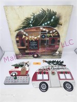 Camper Christmas Décor